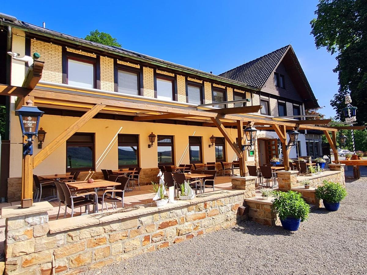 Hotel Waldquelle - Baumhaushotel Aerzen Exterior foto