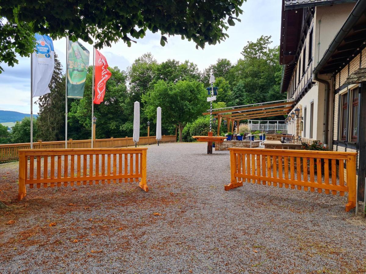 Hotel Waldquelle - Baumhaushotel Aerzen Exterior foto